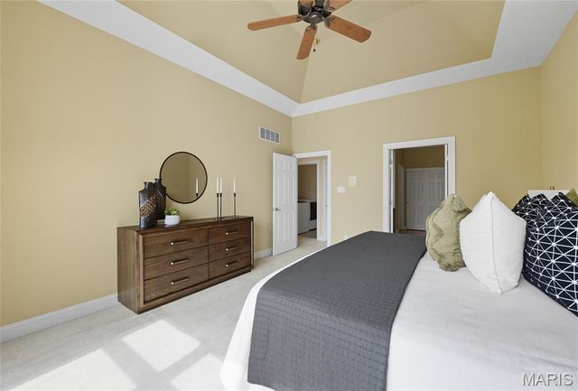 153 Kendall Bluff Court, Chesterfield, MO 63017