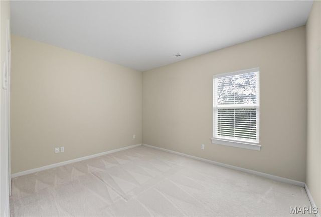 153 Kendall Bluff Court, Chesterfield, MO 63017