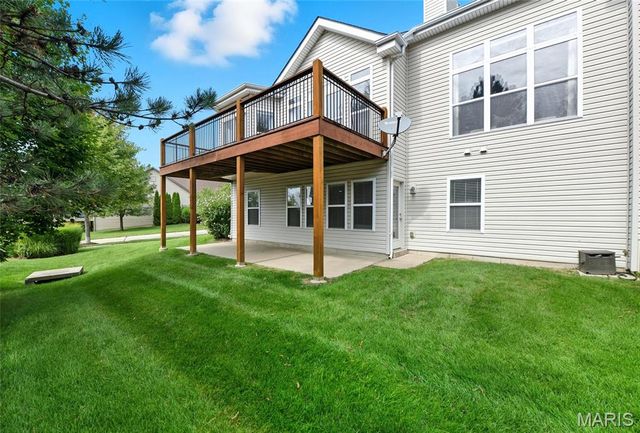 153 Kendall Bluff Court, Chesterfield, MO 63017