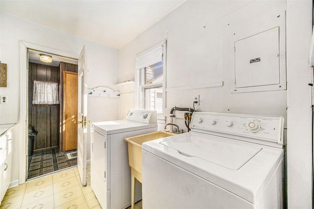 800 S Union Street, Tecumseh, MI 49286