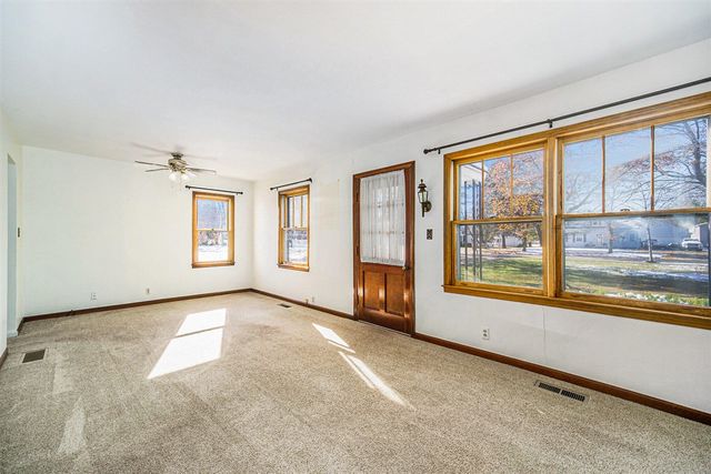 800 S Union Street, Tecumseh, MI 49286