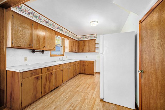 800 S Union Street, Tecumseh, MI 49286