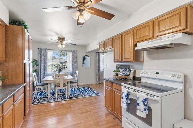 4706 E San Gabriel Avenue, Fresno, CA 93726