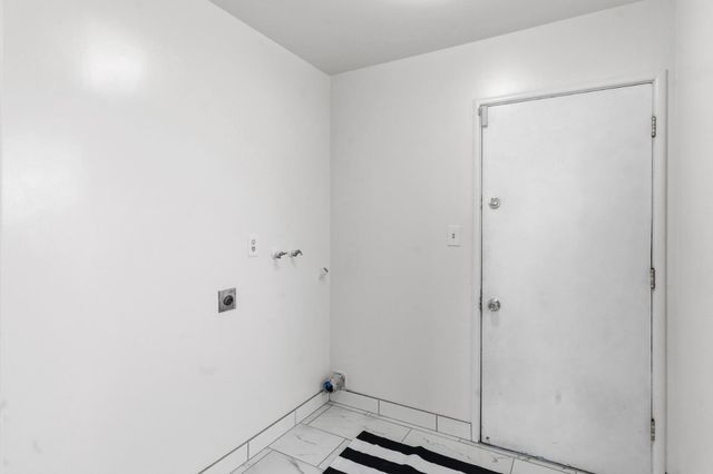 4706 E San Gabriel Avenue, Fresno, CA 93726