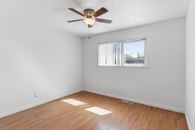 4706 E San Gabriel Avenue, Fresno, CA 93726