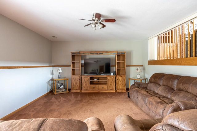 3318 CREEK SIDE DRIVE, Oshkosh, WI 54904