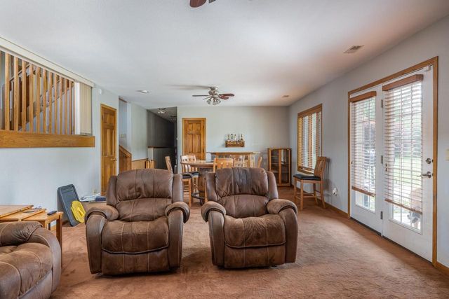 3318 CREEK SIDE DRIVE, Oshkosh, WI 54904