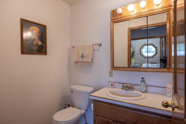 3318 CREEK SIDE DRIVE, Oshkosh, WI 54904