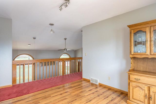 3318 CREEK SIDE DRIVE, Oshkosh, WI 54904