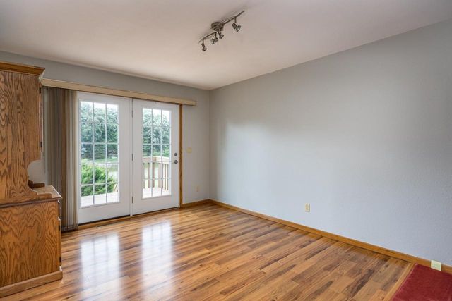 3318 CREEK SIDE DRIVE, Oshkosh, WI 54904