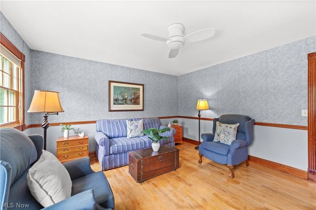 8730 Bainbridge Road, Chagrin Falls, OH 44023