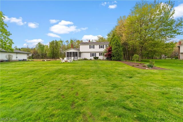 8730 Bainbridge Road, Chagrin Falls, OH 44023