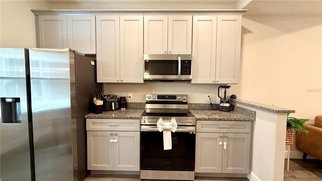 8540 MAGNIFICENT LANE, Groveland, FL 34736