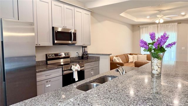 8540 MAGNIFICENT LANE, Groveland, FL 34736