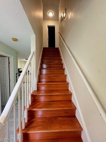 217 Cabell DR, Newport News, VA 23602