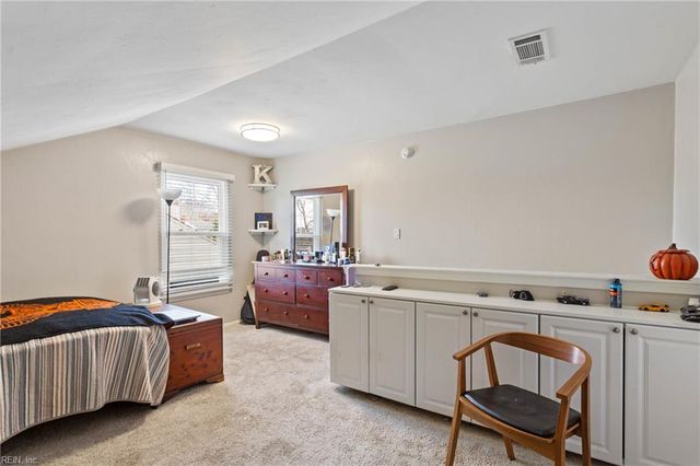 2176 Teasdale DR, Virginia Beach, VA 23454