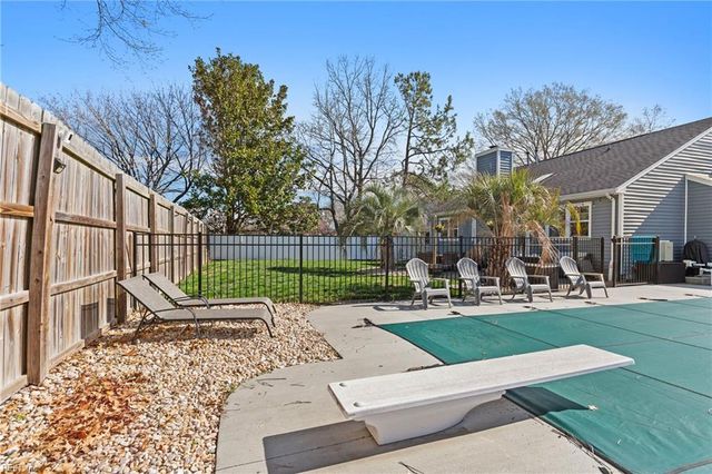 2176 Teasdale DR, Virginia Beach, VA 23454