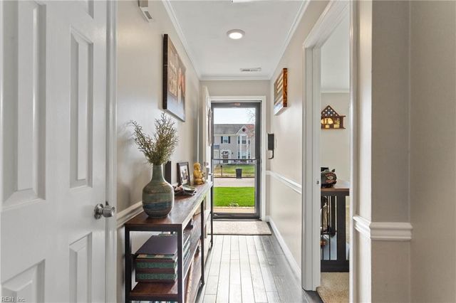 2176 Teasdale DR, Virginia Beach, VA 23454