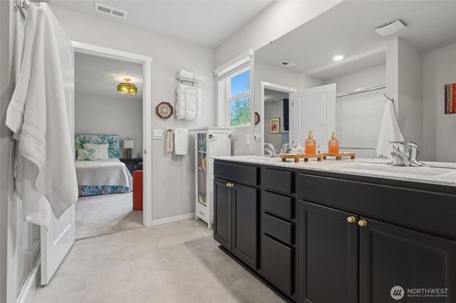 1137 SW Pendleton Way, Port Orchard, WA 98367