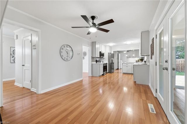 705 Downing LN, Virginia Beach, VA 23452