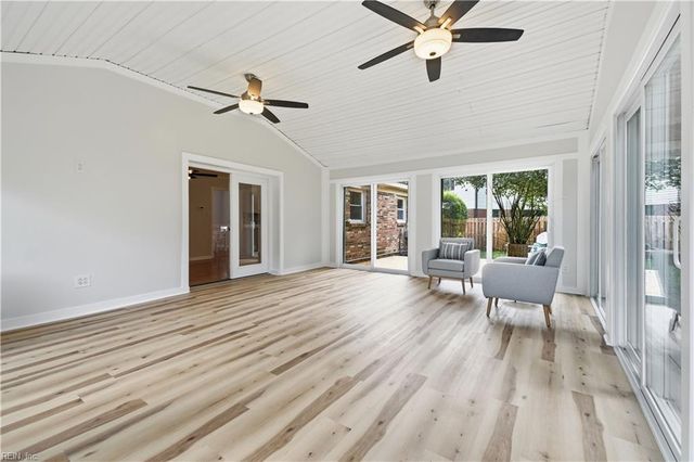 705 Downing LN, Virginia Beach, VA 23452
