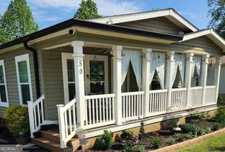 50 Meadow View Street, Newnan, GA 30263