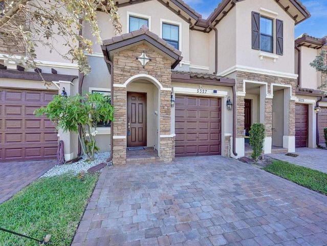 5327 Santa Maria Avenue, Boynton Beach, FL 33436