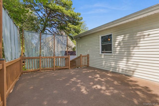 126 New Jersey Avenue, Bellport, NY 11713