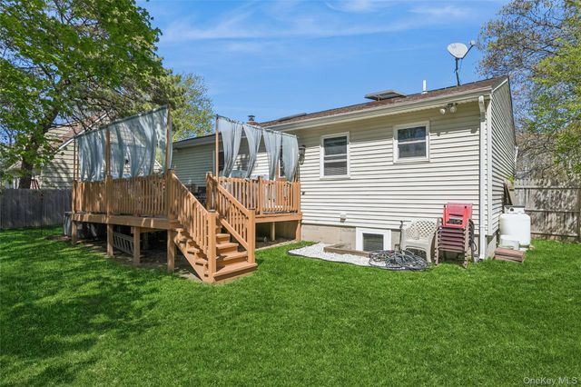 126 New Jersey Avenue, Bellport, NY 11713