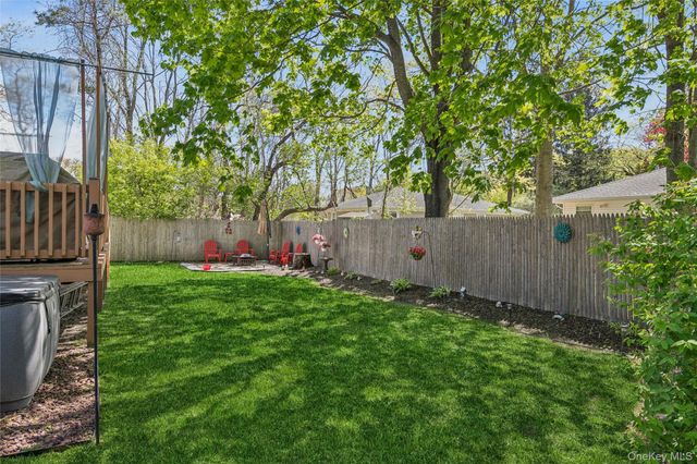 126 New Jersey Avenue, Bellport, NY 11713