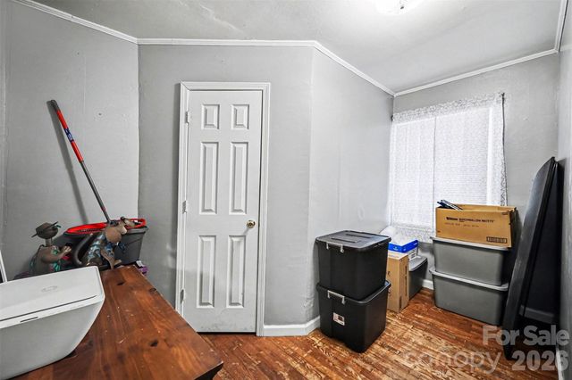 410 E Indiana Avenue, Bessemer City, NC 28016