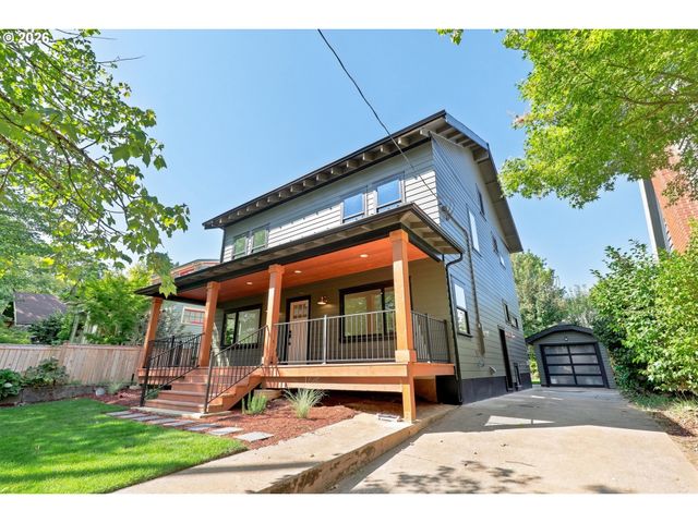 3533 Ne HASSALO St, Portland, OR 97232