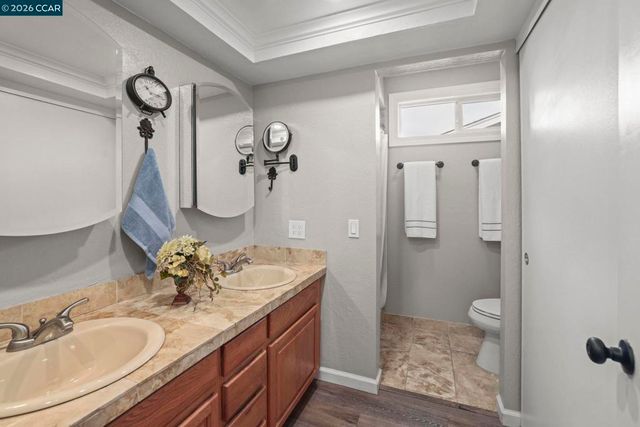 5187 Greenmeadow Dr, Concord, CA 94521