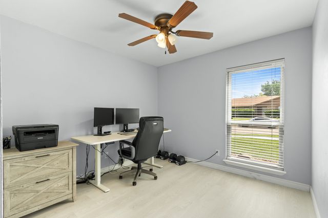 2113 Victoria Road, Carrollton, TX 75007