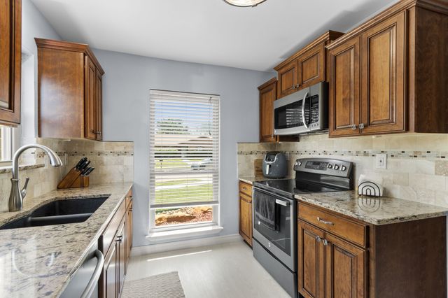 2113 Victoria Road, Carrollton, TX 75007