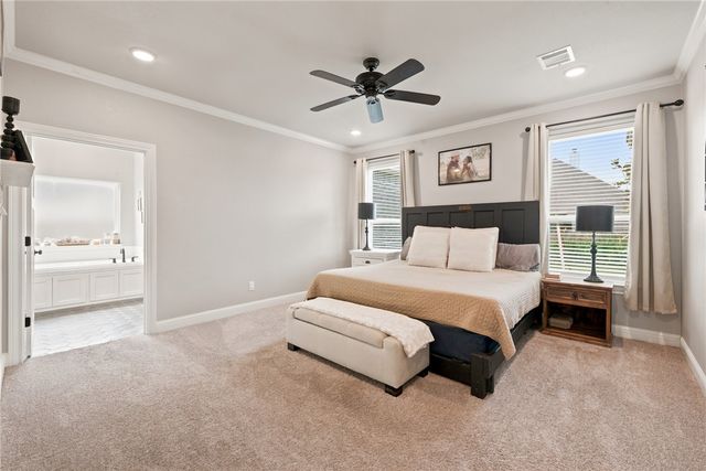 4206 Lismore Lane, College Station, TX 77845