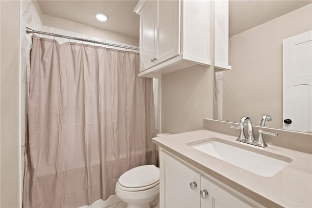 4206 Lismore Lane, College Station, TX 77845