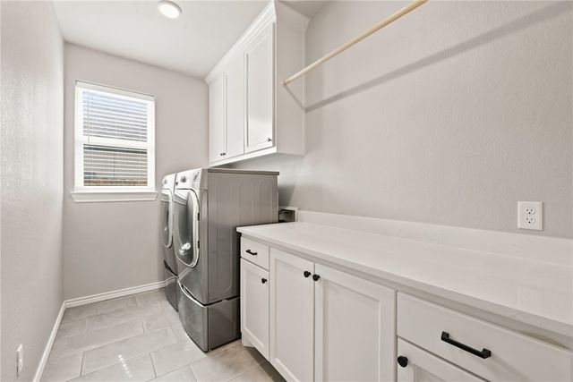 4206 Lismore Lane, College Station, TX 77845