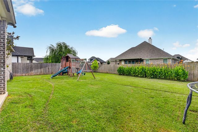 4206 Lismore Lane, College Station, TX 77845