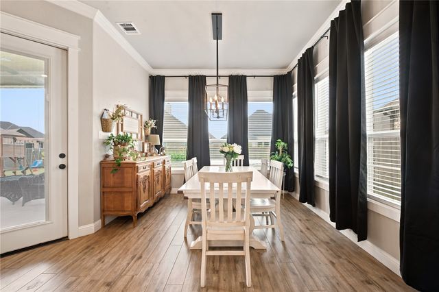 4206 Lismore Lane, College Station, TX 77845
