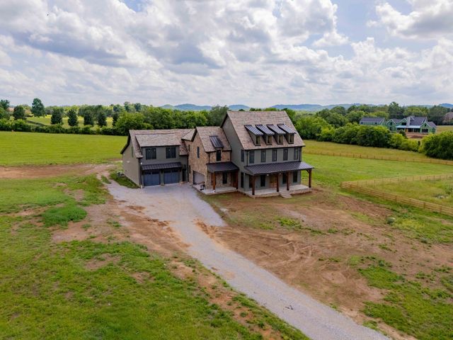 4015 Baileys Cove Ct, Franklin, TN 37064