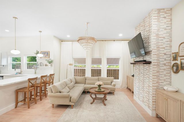 56 Beverly Hills Drive, Spartanburg, SC 29301