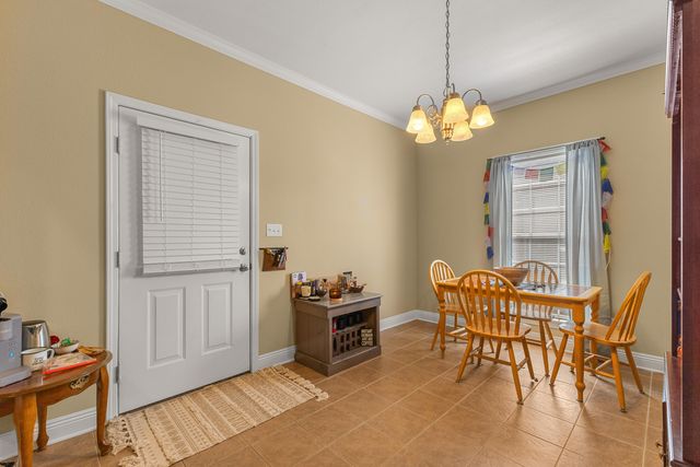 7 Oxford Dr., Hattiesburg, MS 39402