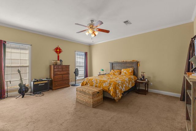 7 Oxford Dr., Hattiesburg, MS 39402