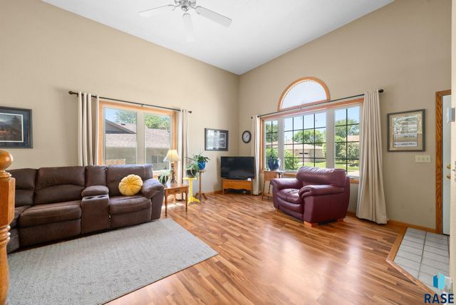 4300 S Florence Ave Avenue, Sioux Falls, SD 57103