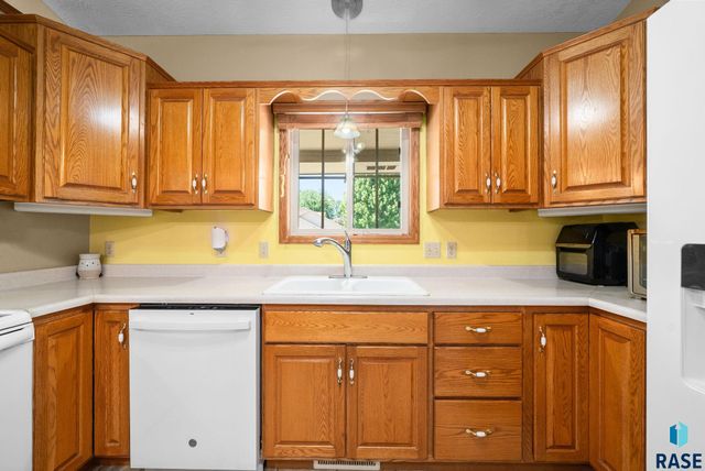 4300 S Florence Ave Avenue, Sioux Falls, SD 57103