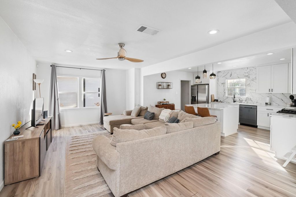 2407 Hancock DR, Austin, TX 78756