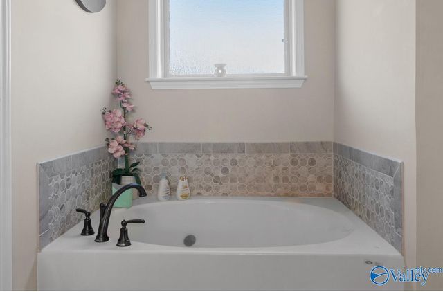 20942 East Limestone Road, Toney, AL 35773