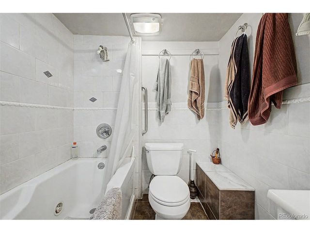 7260 W Mississippi Ave, Lakewood, CO 80226