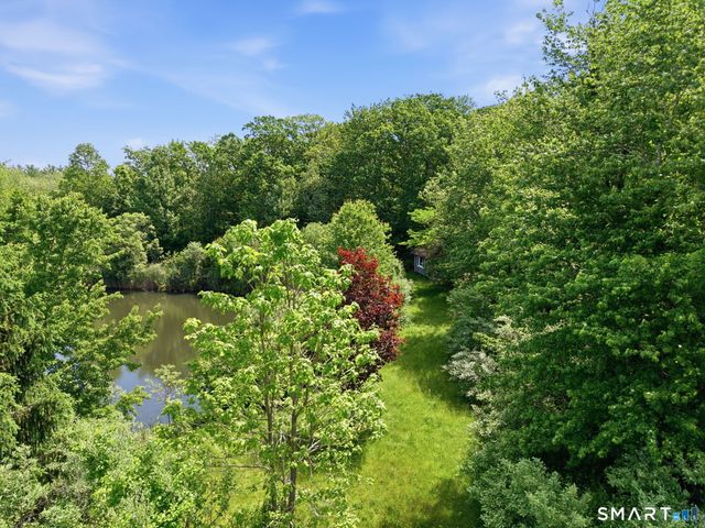 Holmes Road, East Lyme, CT 06333